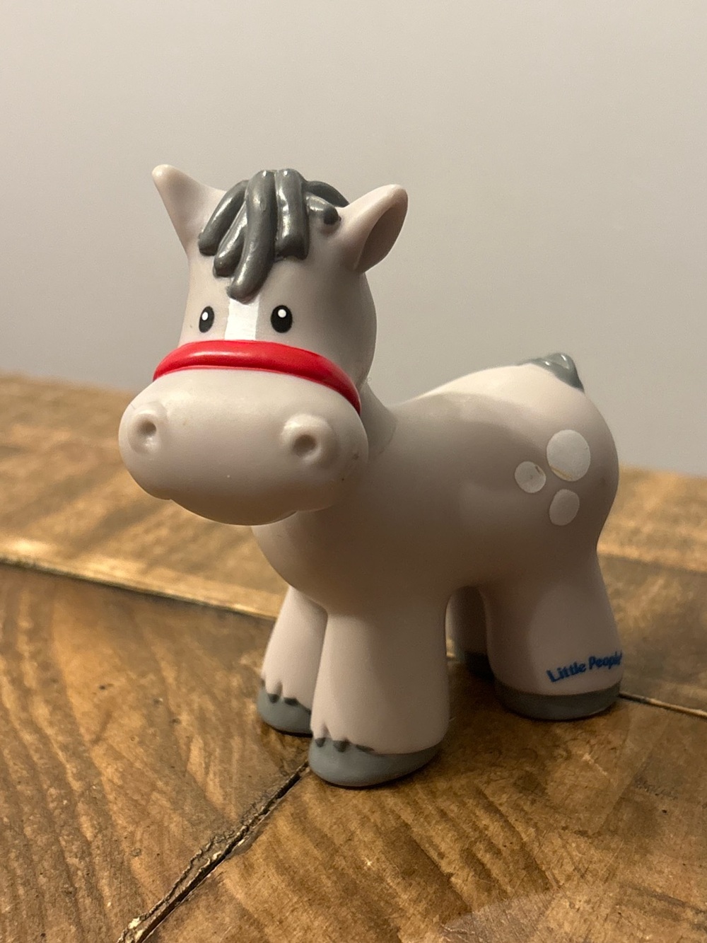 Little People Grey Spotted Horse (2001)